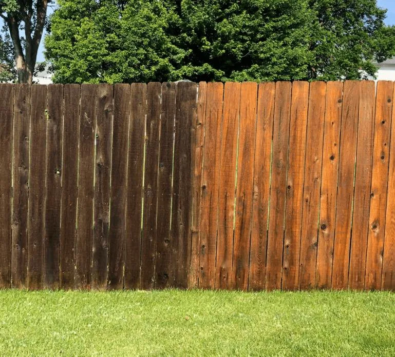 Fence cleaning before and after